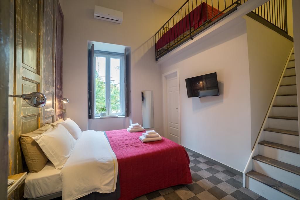 Bed and Breakfast The Foria House By House In Neapel Zimmer foto
