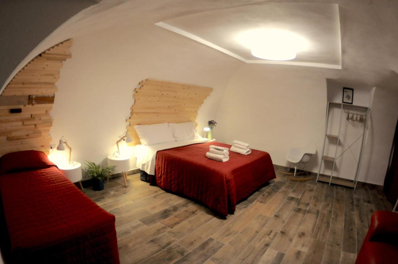 Bed and Breakfast The Foria House By House In Neapel Exterior foto